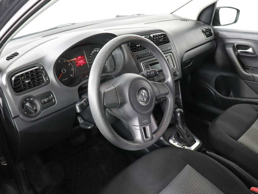 Volkswagen Polo б/у, 2013, Автоматическая. Фото: #8