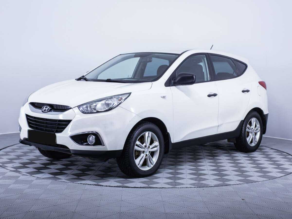 Hyundai ix35 б/у, 2012, Механическая. Посмотреть фото