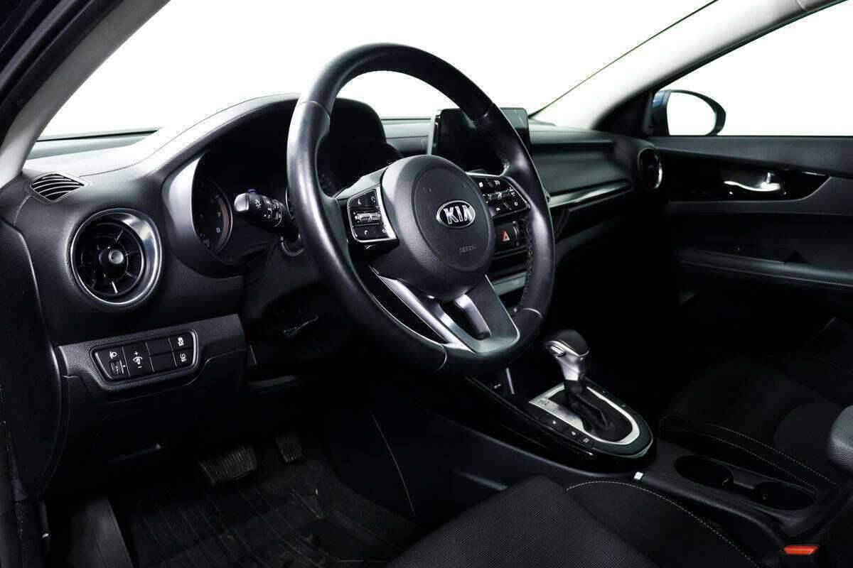 Kia Cerato б/у, 2021, Автоматическая. Фото: #12