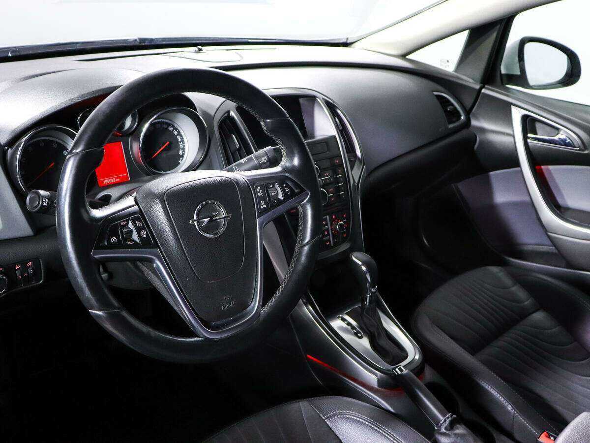 Opel Astra б/у, 2014, Автоматическая. Фото: #10