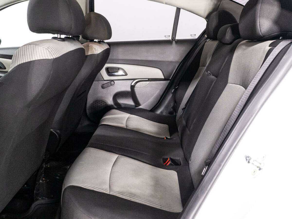Chevrolet Cruze б/у, 2012, Механическая. Фото: #9