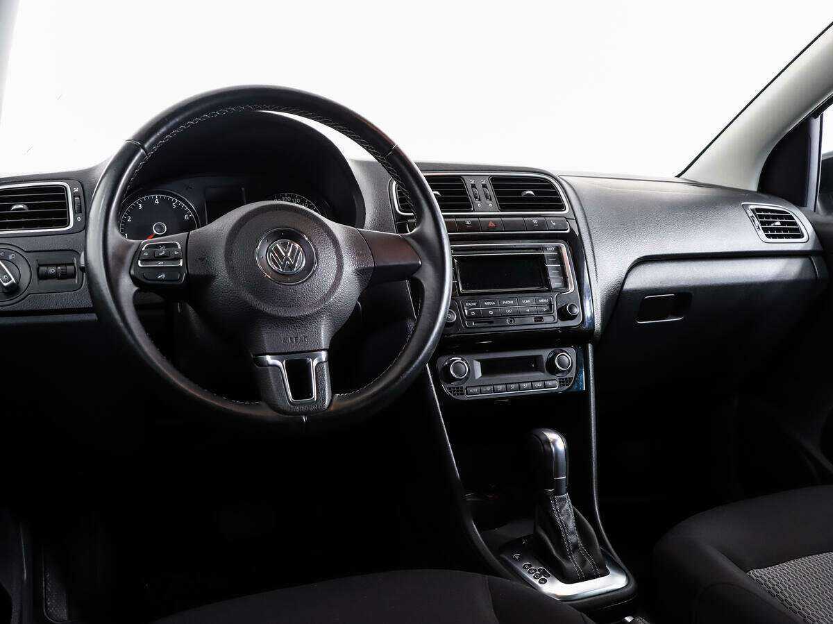 Volkswagen Polo б/у, 2014, Автоматическая. Фото: #10
