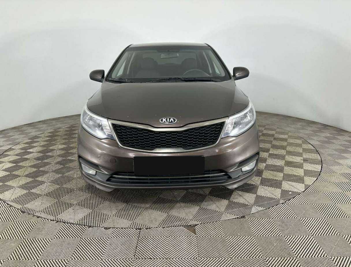 Kia Rio б/у, 2015, Автоматическая. Фото: #1