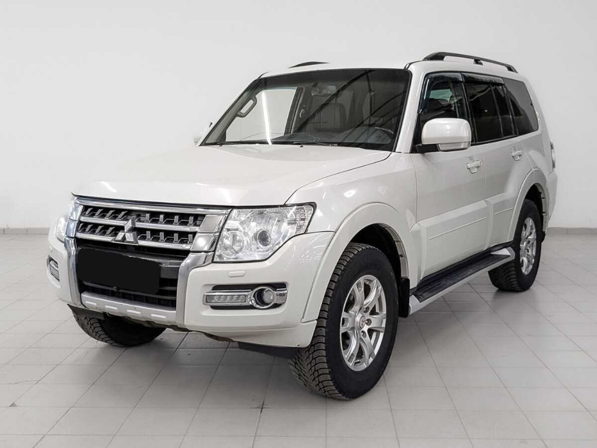 Mitsubishi Pajero б/у, 2015, Автоматическая. Фото: #0