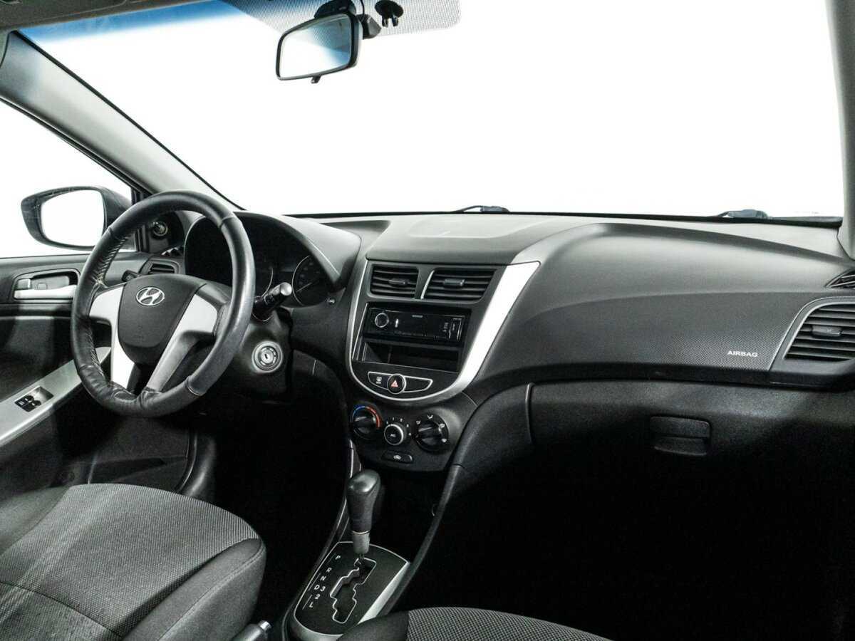 Hyundai Solaris б/у, 2014, Автоматическая. Фото: #8