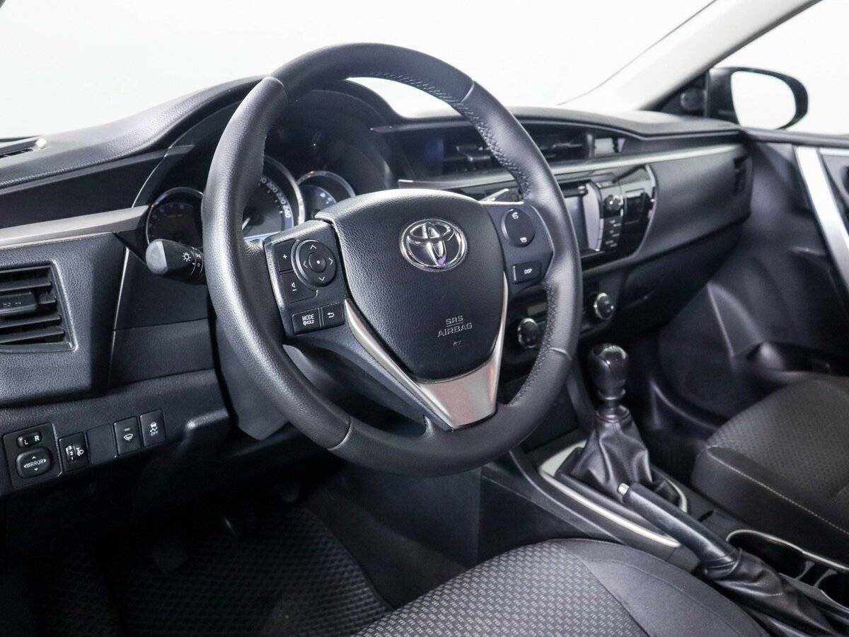 Toyota Corolla б/у, 2014, Механическая. Фото: #10