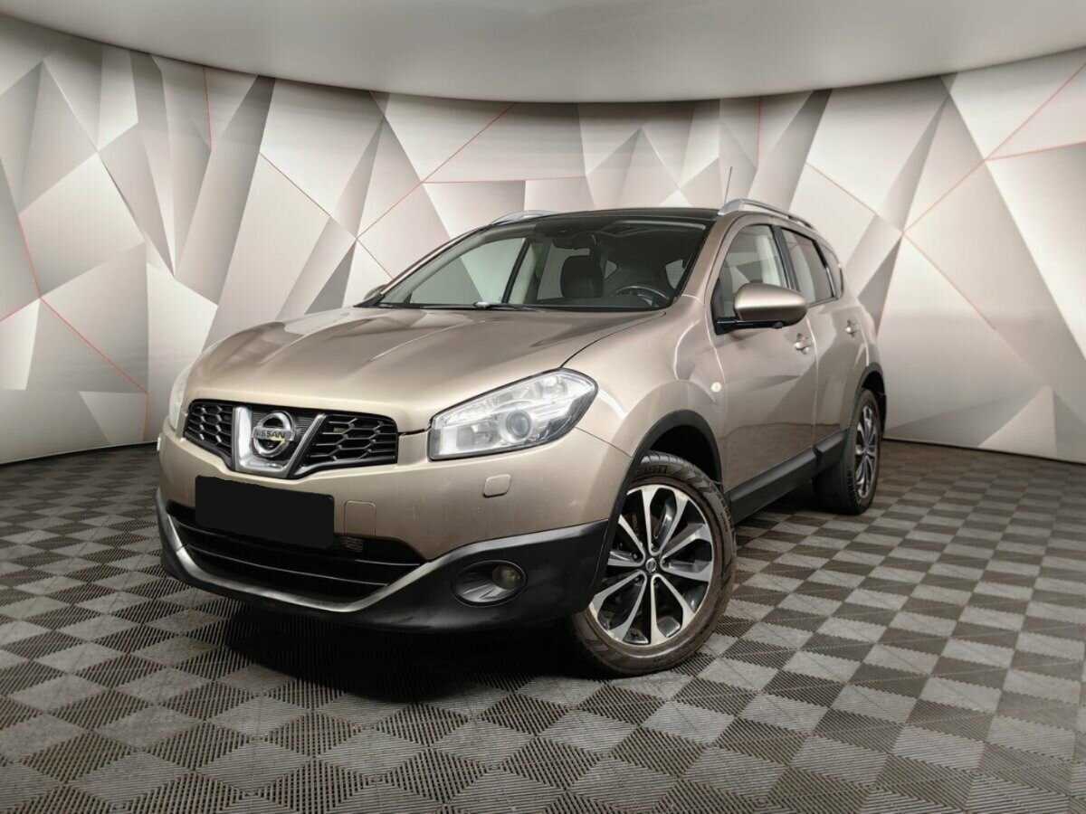Nissan Qashqai б/у, 2012, Механическая. Фото: #0