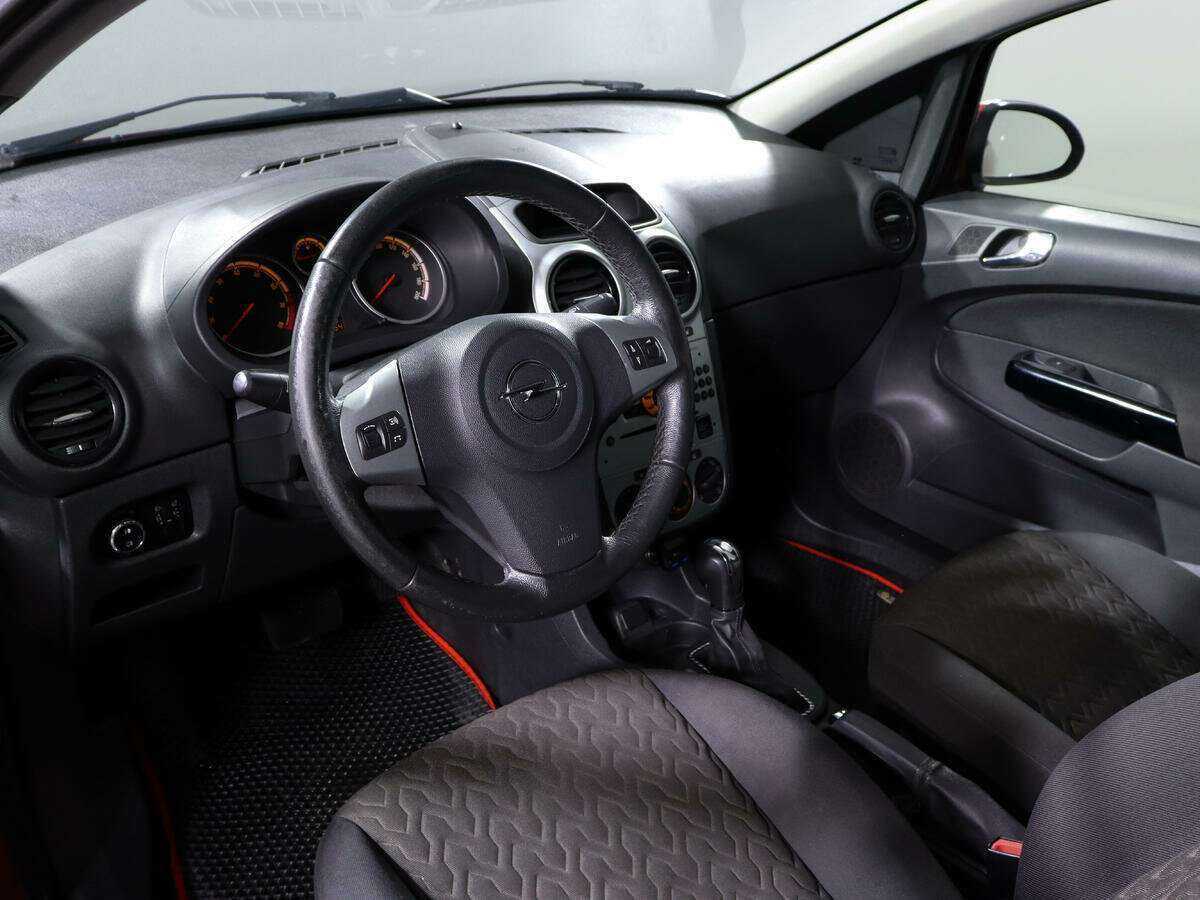 Opel Corsa б/у, 2013, Автоматическая. Фото: #12