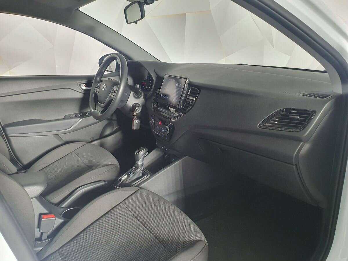 Hyundai Solaris б/у, 2021, Автоматическая. Фото: #8