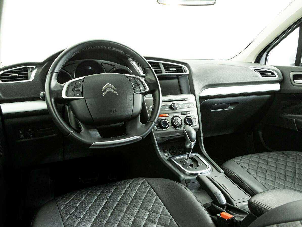 Citroen C4 б/у, 2016, Автоматическая. Фото: #8