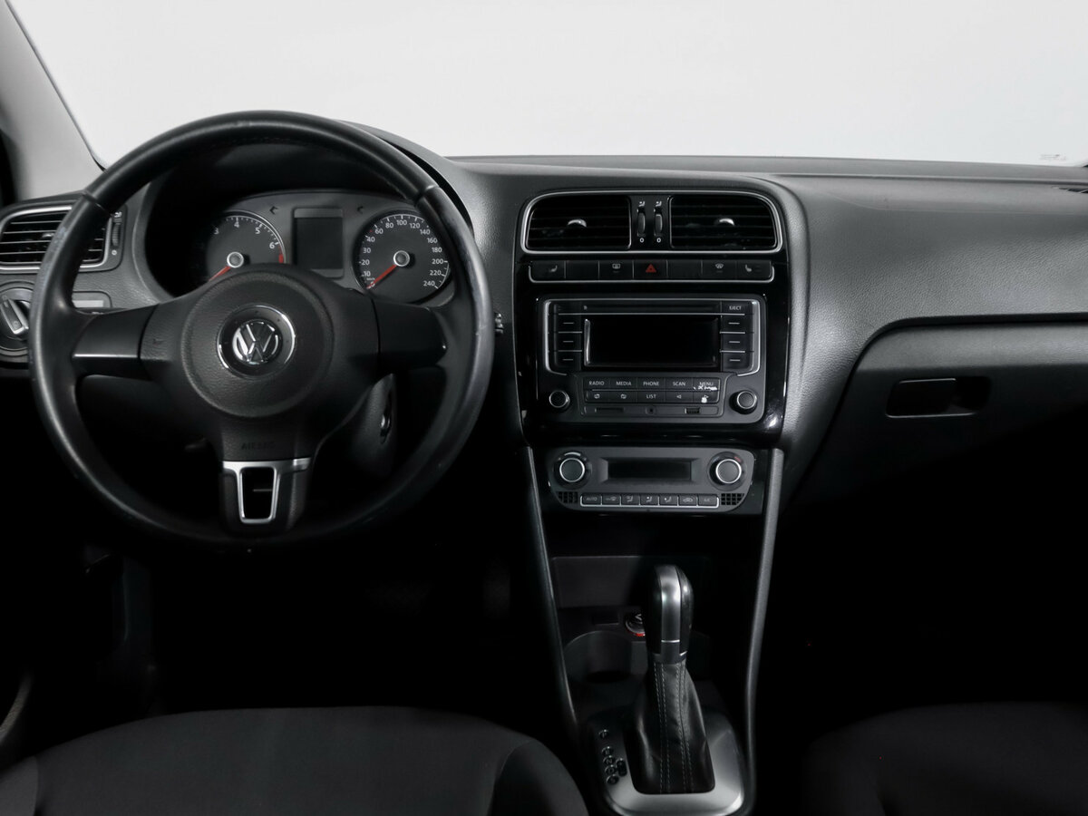 Volkswagen Polo б/у, 2014, Автоматическая. Фото: #8