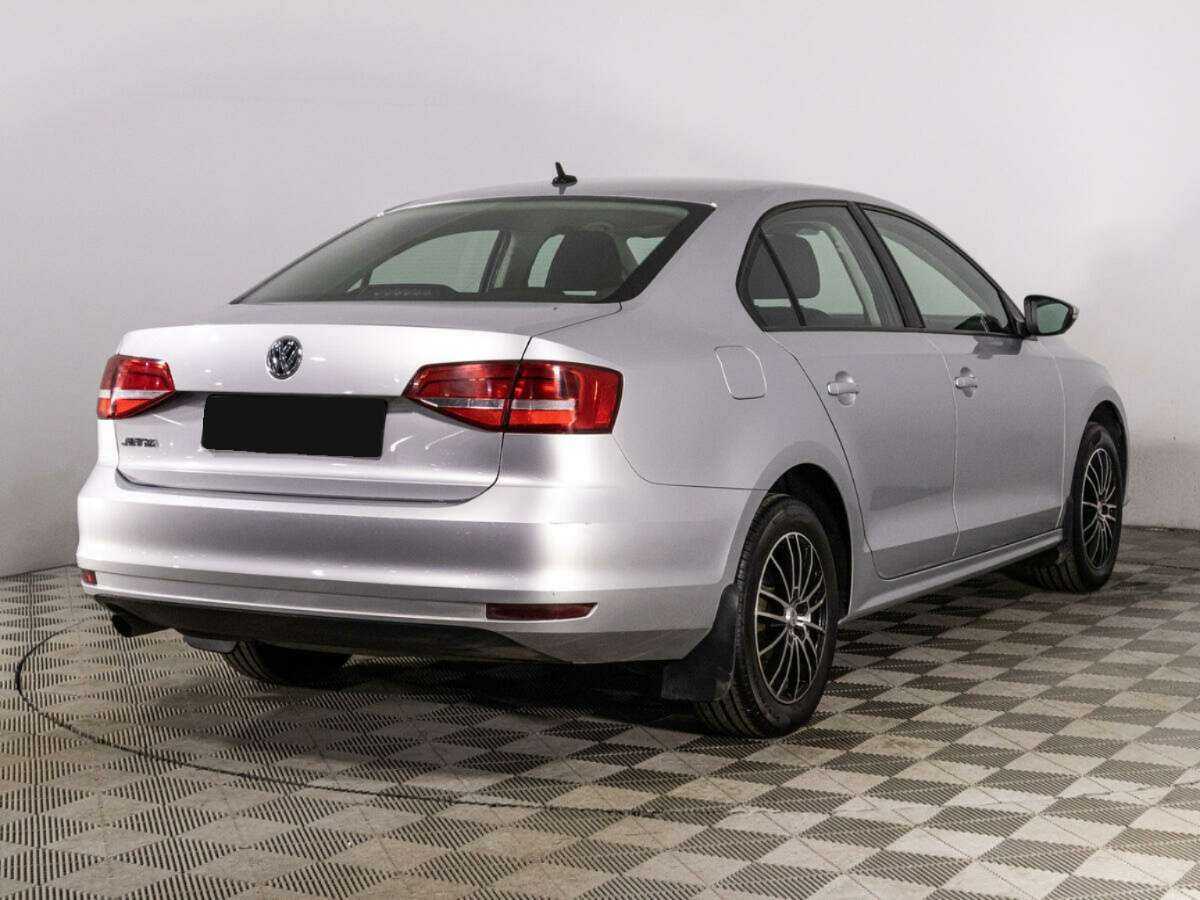 Volkswagen Jetta б/у, 2015, Механическая. Фото: #4