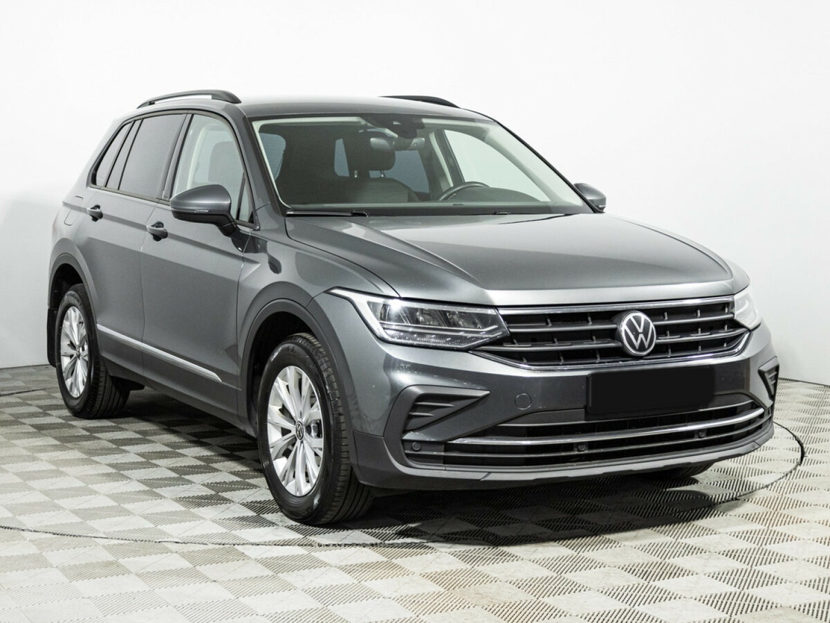 Volkswagen Tiguan б/у, 2022, Роботизированная. Фото: #2