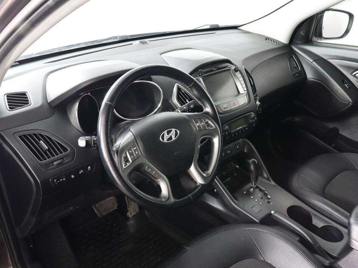 Hyundai ix35 б/у, 2014, Автоматическая. Фото: #8