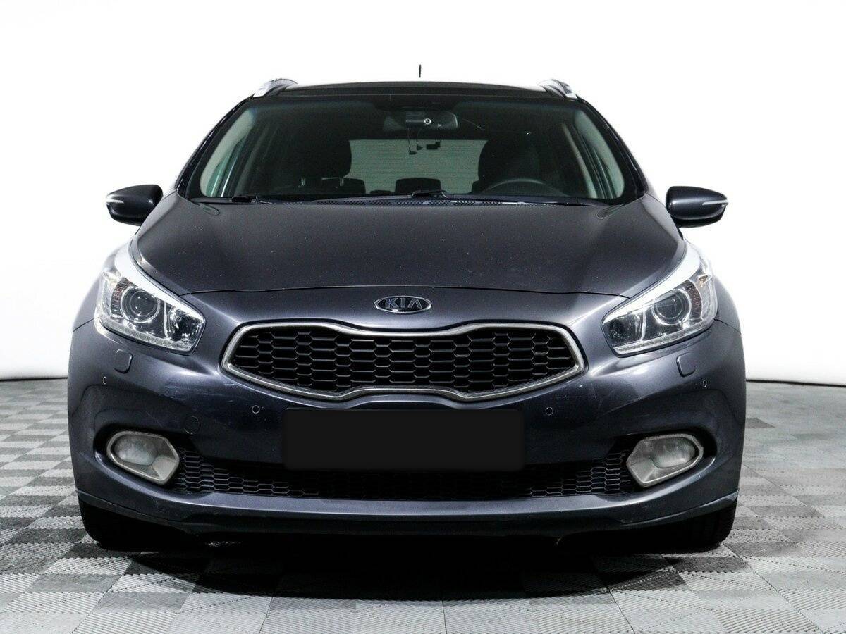 Kia Ceed б/у, 2013, Автоматическая. Фото: #1