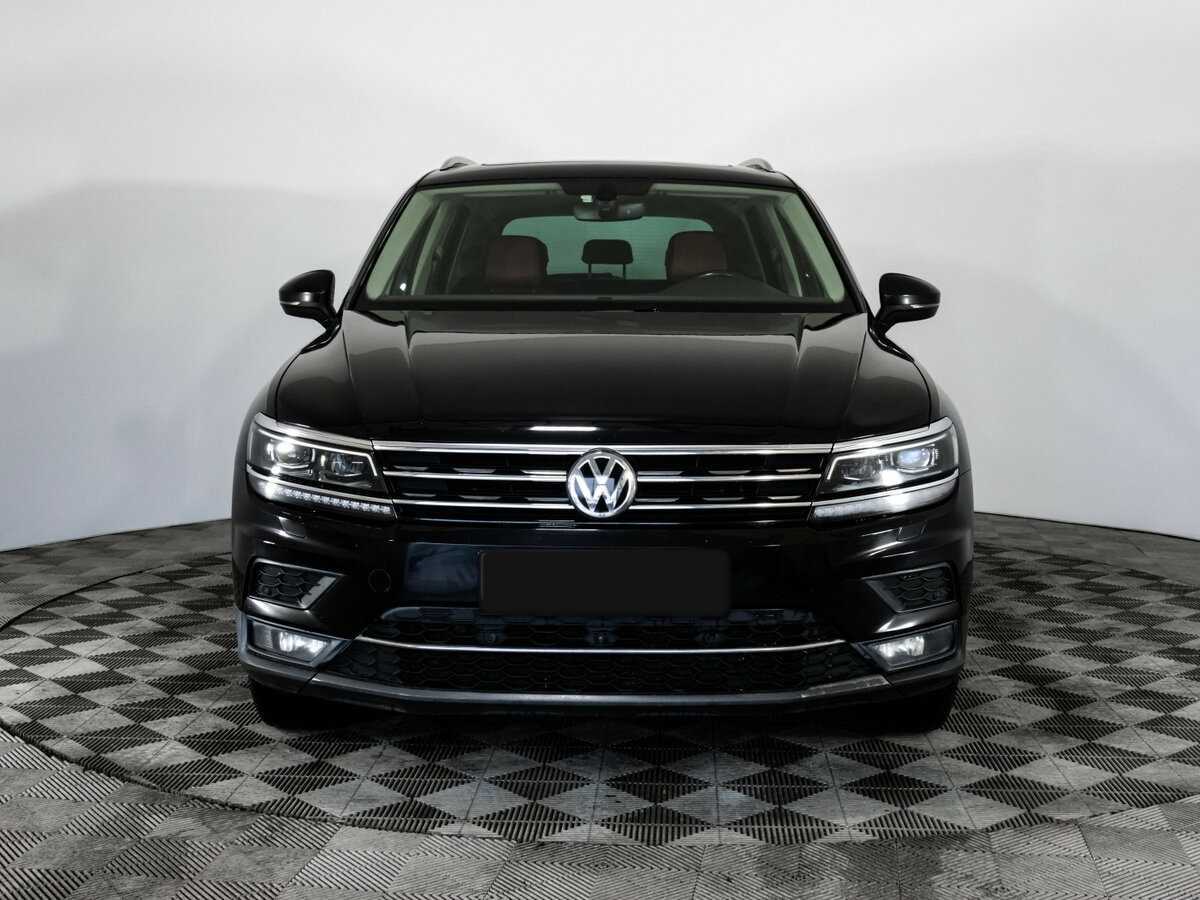 Volkswagen Tiguan б/у, 2018, Роботизированная. Фото: #1