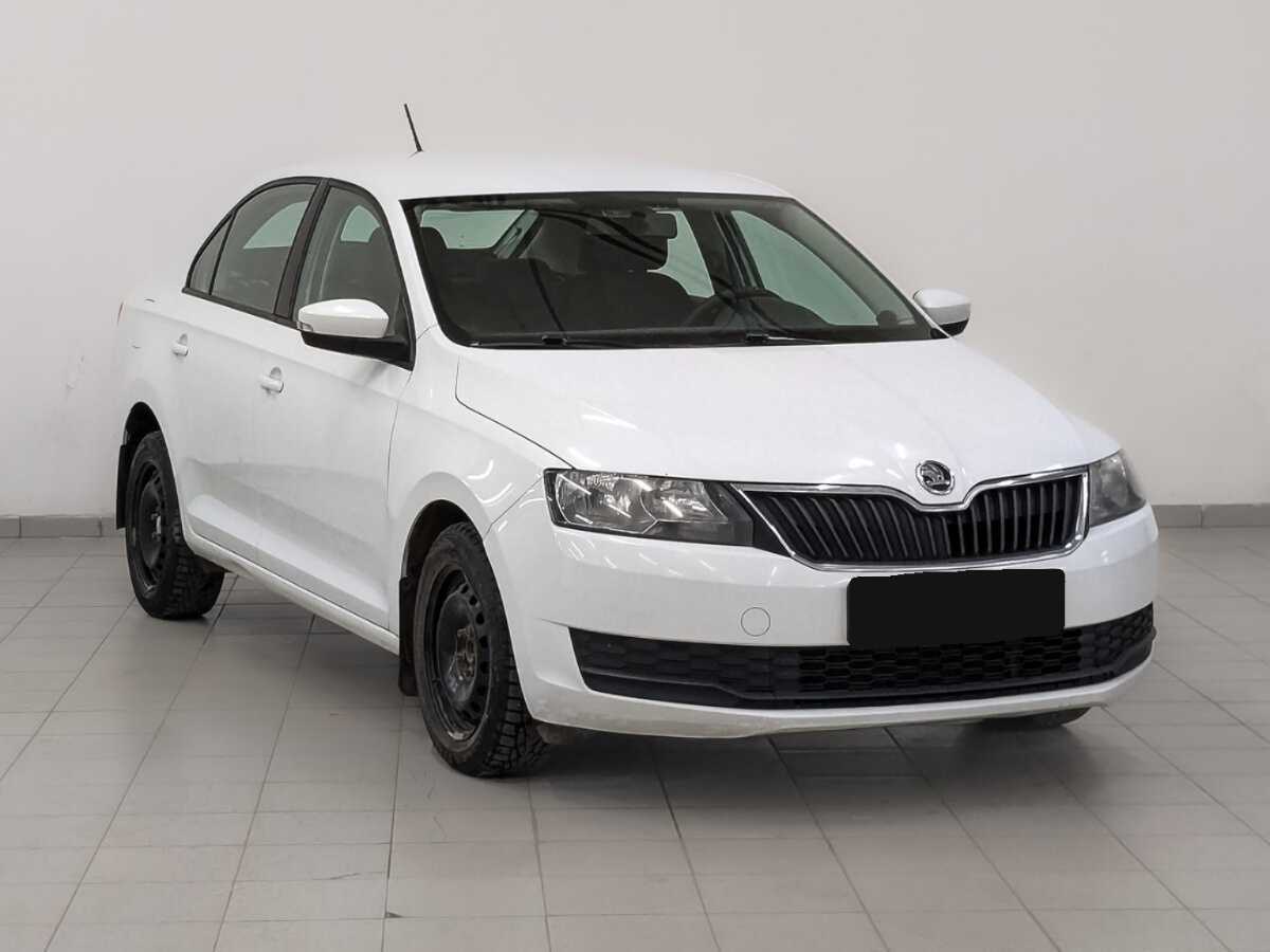 Skoda Rapid б/у, 2017, Механическая. Фото: #2