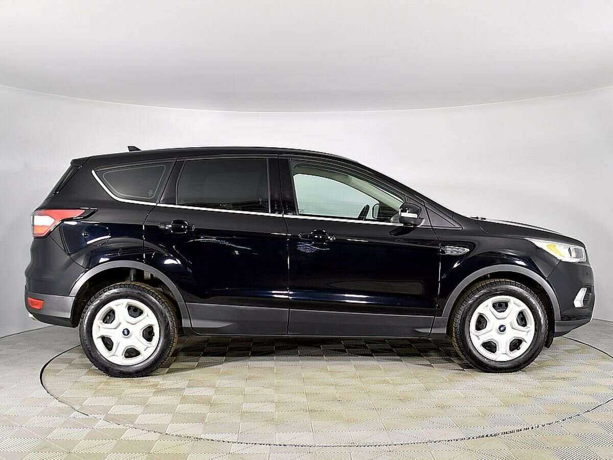 Ford Kuga б/у, 2017, Автоматическая. Фото: #4