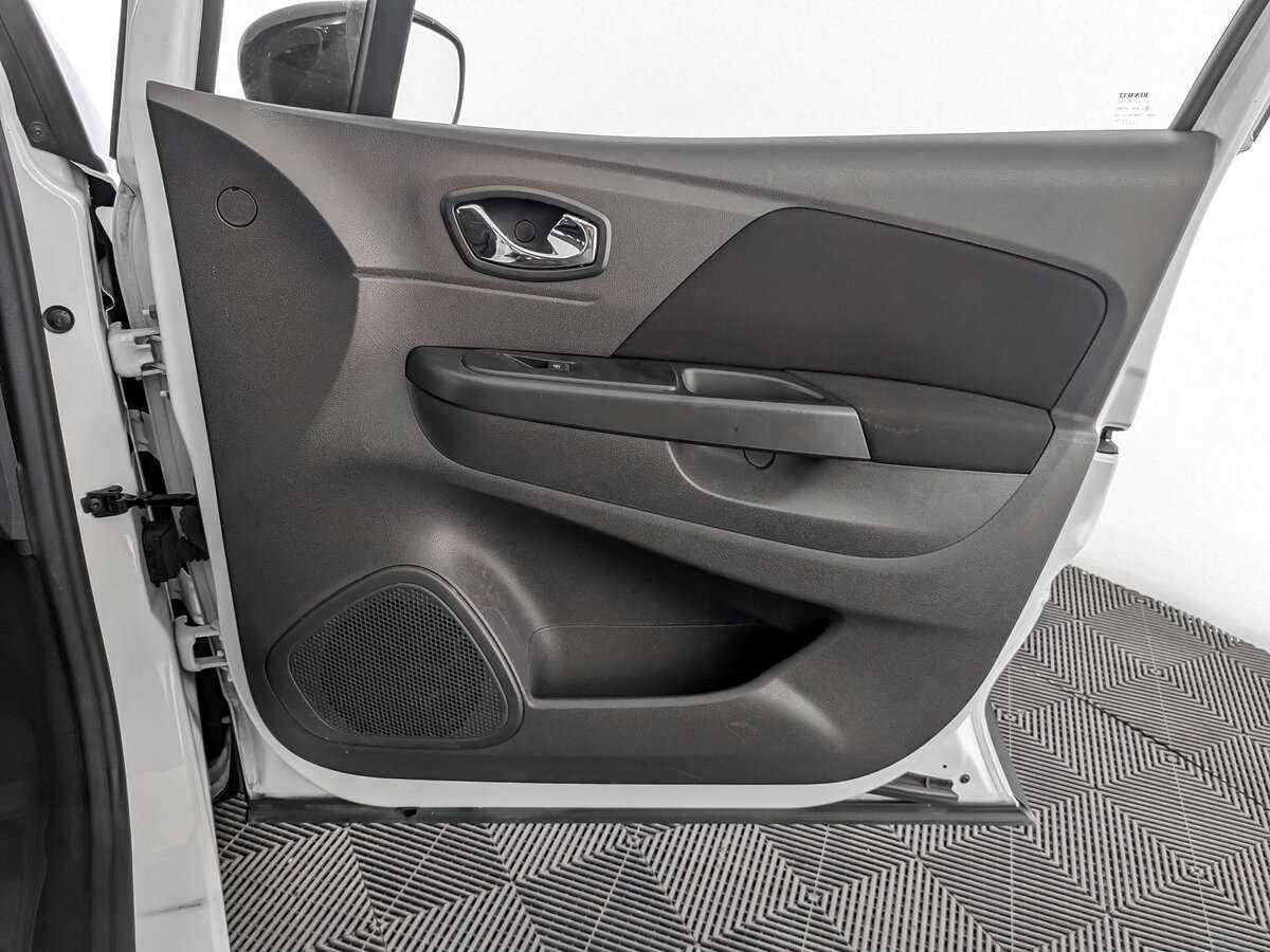 Renault Kaptur б/у, 2019, Вариатор. Фото: #20