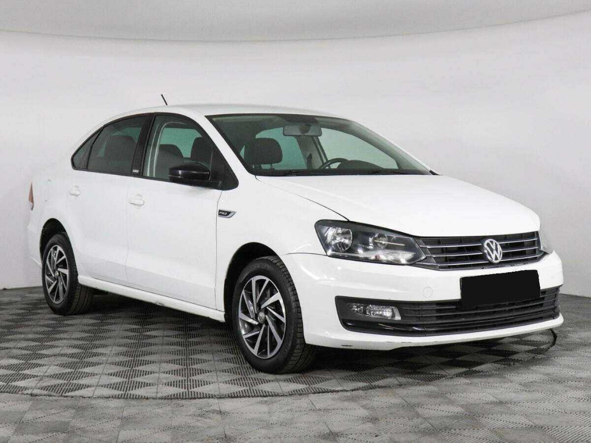 Volkswagen Polo б/у, 2017, Автоматическая. Фото: #2