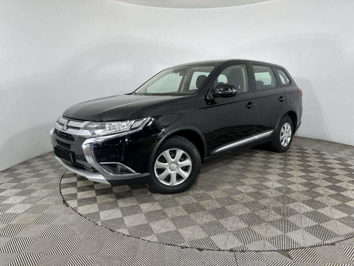 Mitsubishi Outlander б/у, 2017, Вариатор. Посмотреть фото