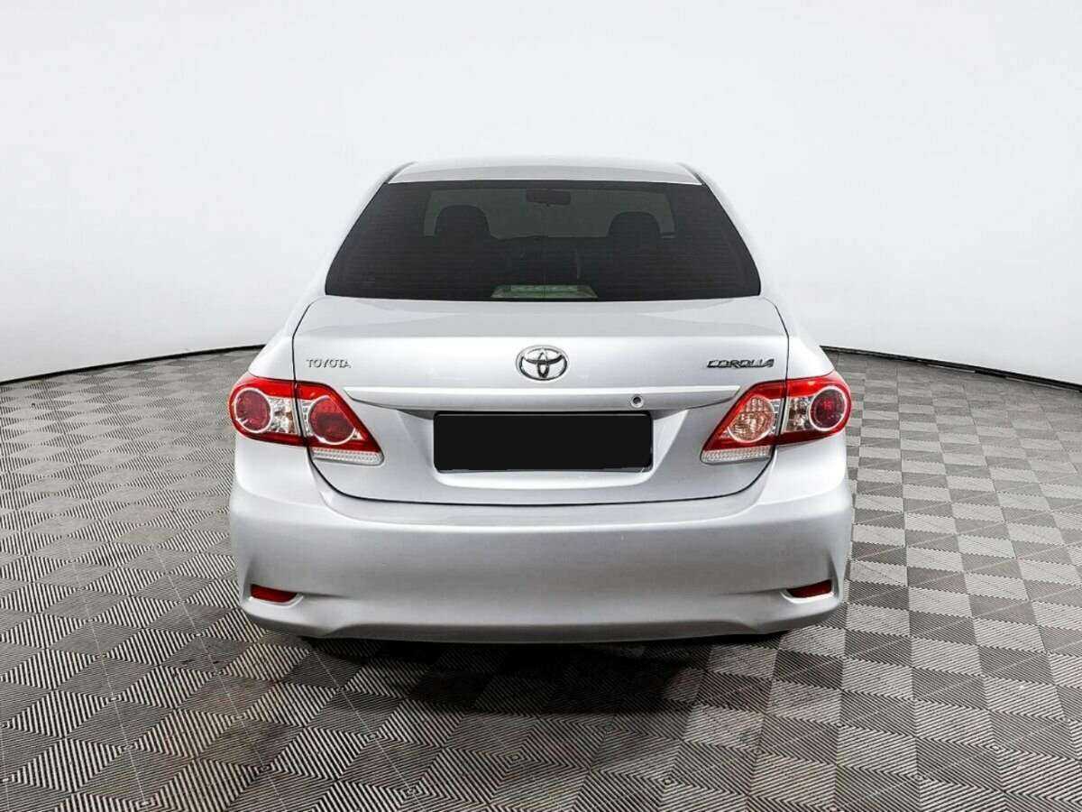 Toyota Corolla б/у, 2012, Механическая. Фото: #4