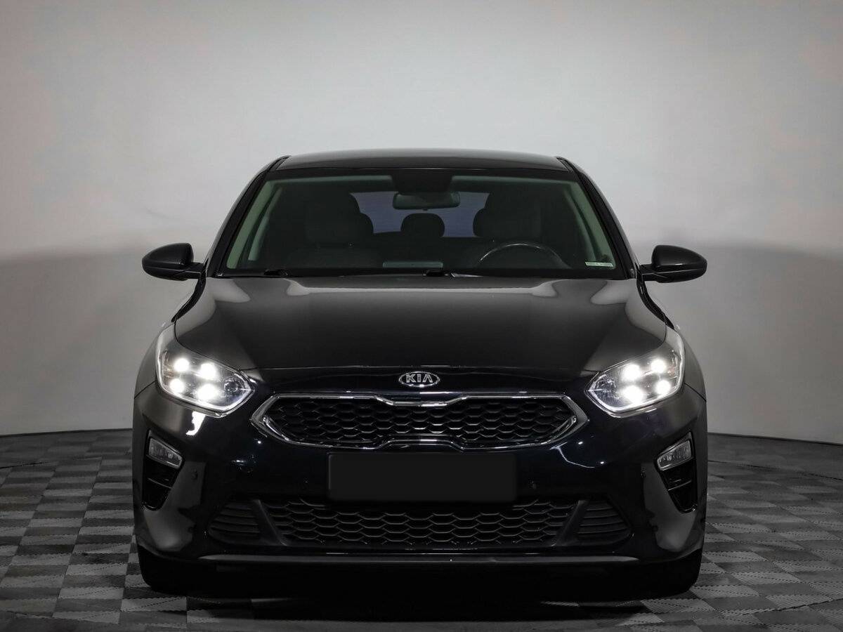 Kia Ceed б/у, 2018, Автоматическая. Фото: #1