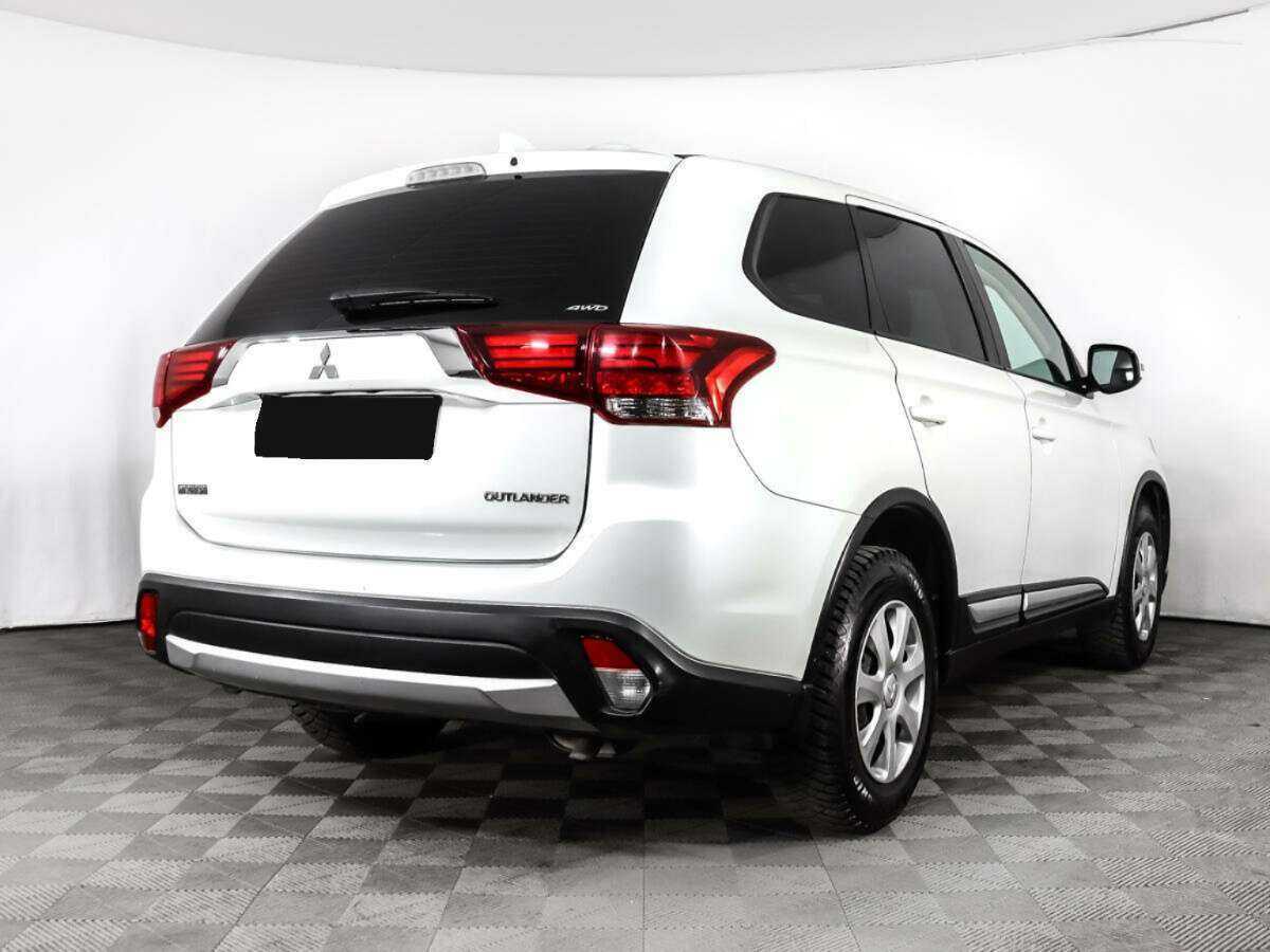 Mitsubishi Outlander б/у, 2018, Вариатор. Фото: #4