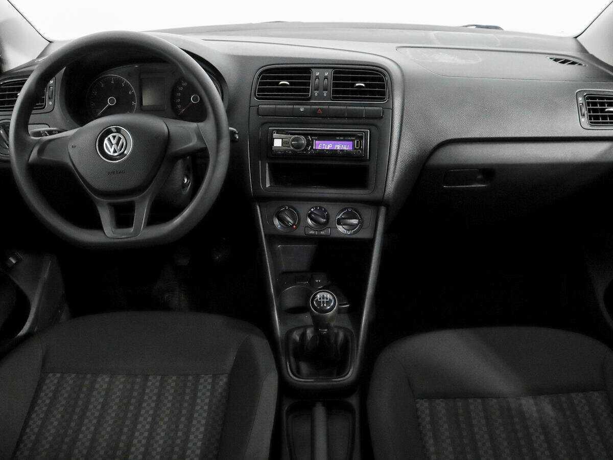 Volkswagen Polo б/у, 2018, Механическая. Фото: #9