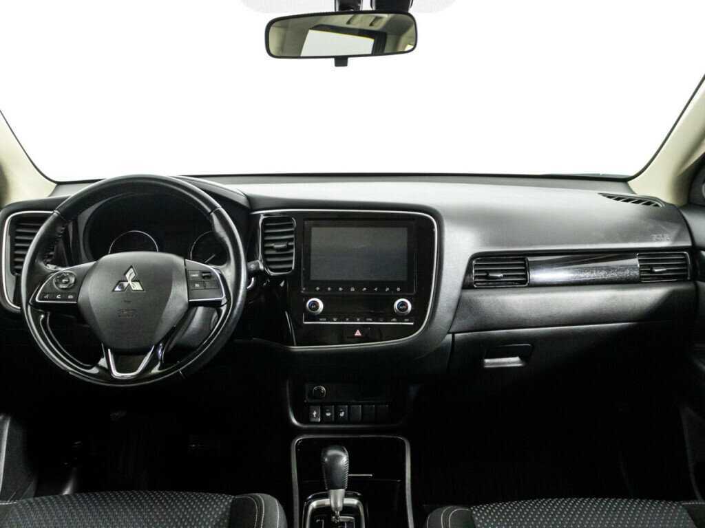 Mitsubishi Outlander б/у, 2021, Вариатор. Фото: #12