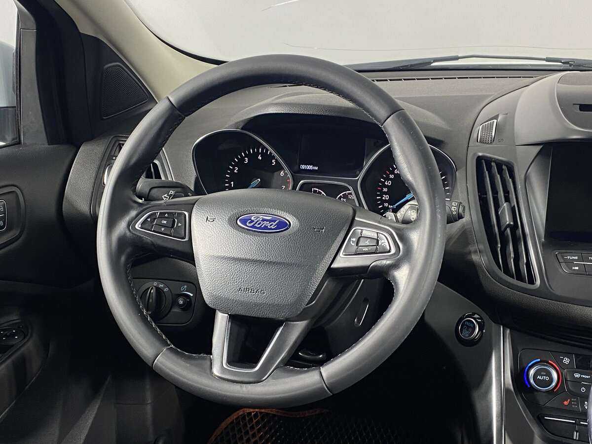 Ford Kuga б/у, 2017, Автоматическая. Фото: #9