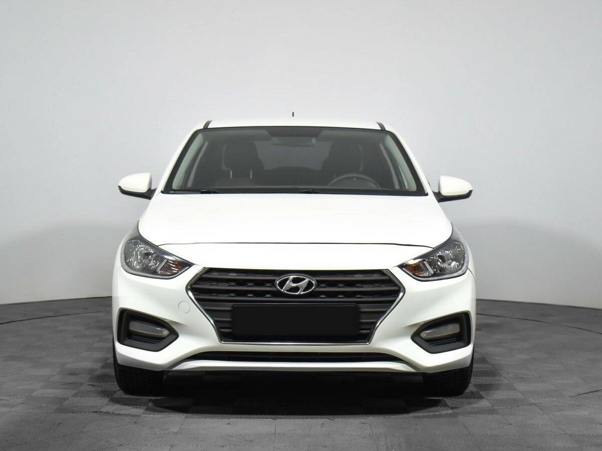Hyundai Solaris б/у, 2017, Автоматическая. Фото: #1