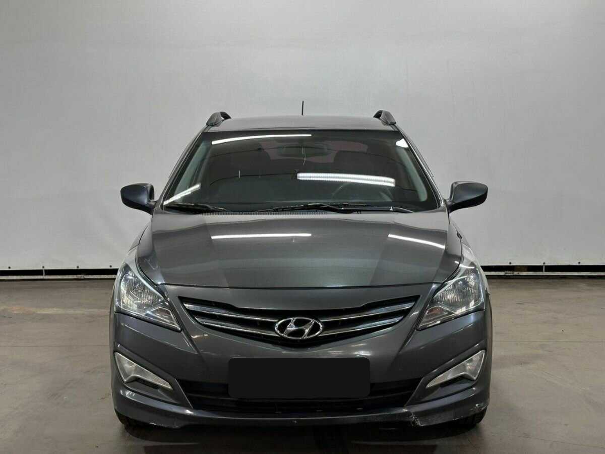 Hyundai Solaris б/у, 2015, Механическая. Фото: #1