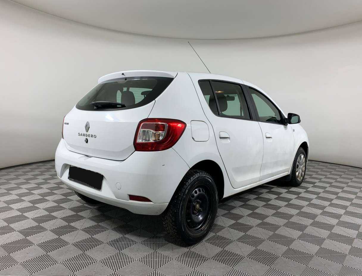 Renault Sandero б/у, 2017, Механическая. Фото: #4