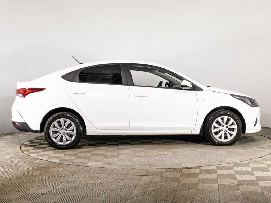 Hyundai Solaris б/у, 2022, Автоматическая. Фото: #3