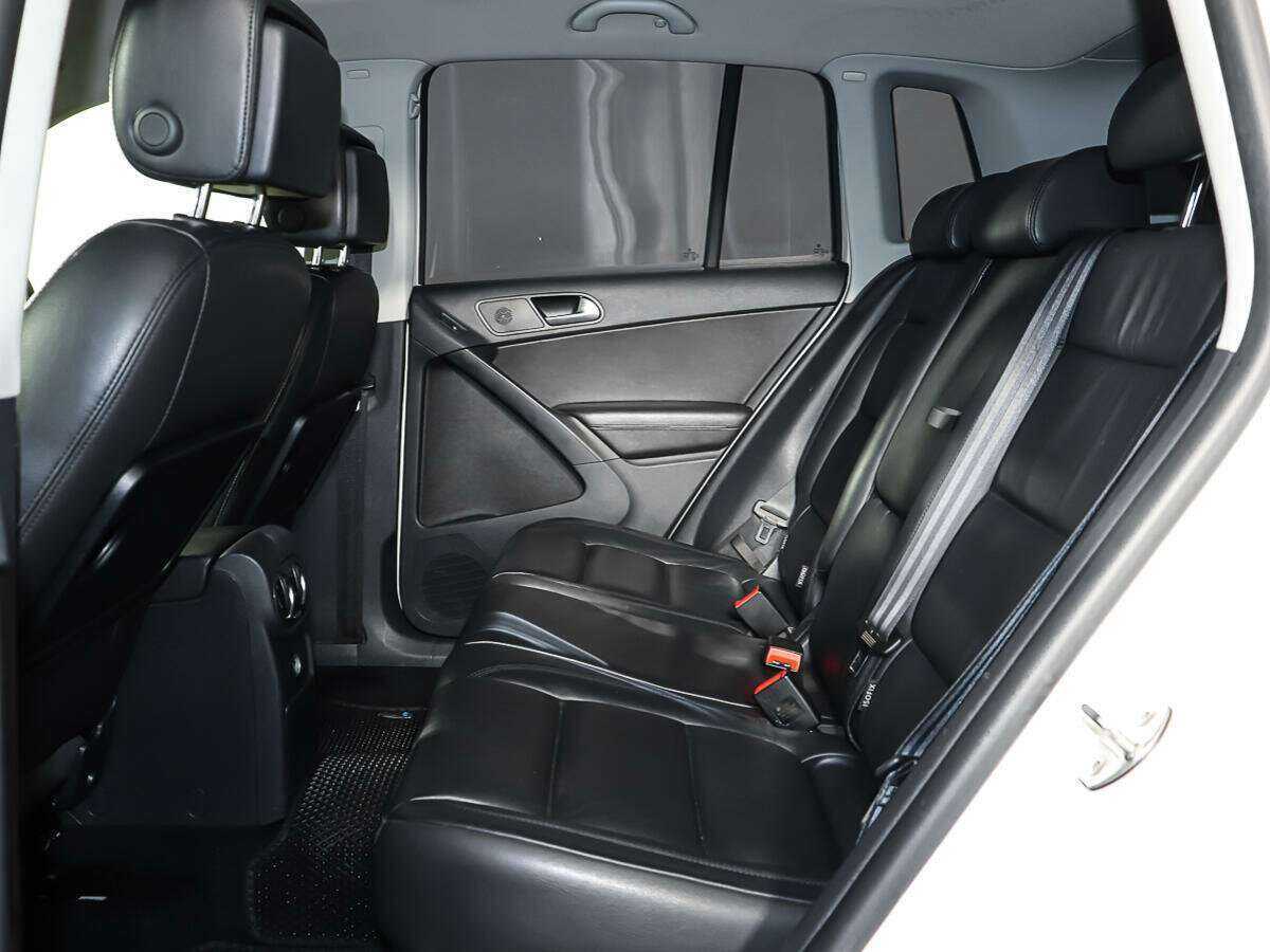 Volkswagen Tiguan б/у, 2013, Автоматическая. Фото: #9