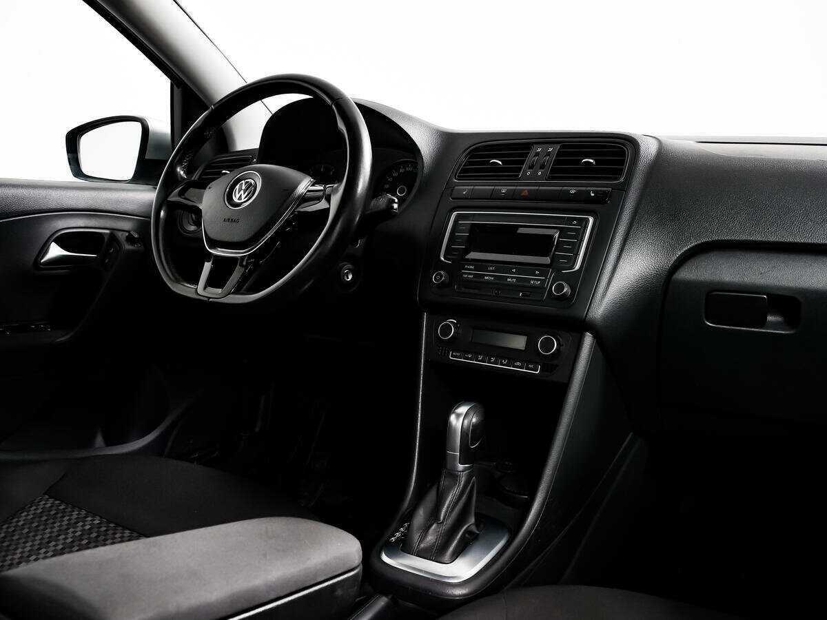 Volkswagen Polo б/у, 2018, Автоматическая. Фото: #8