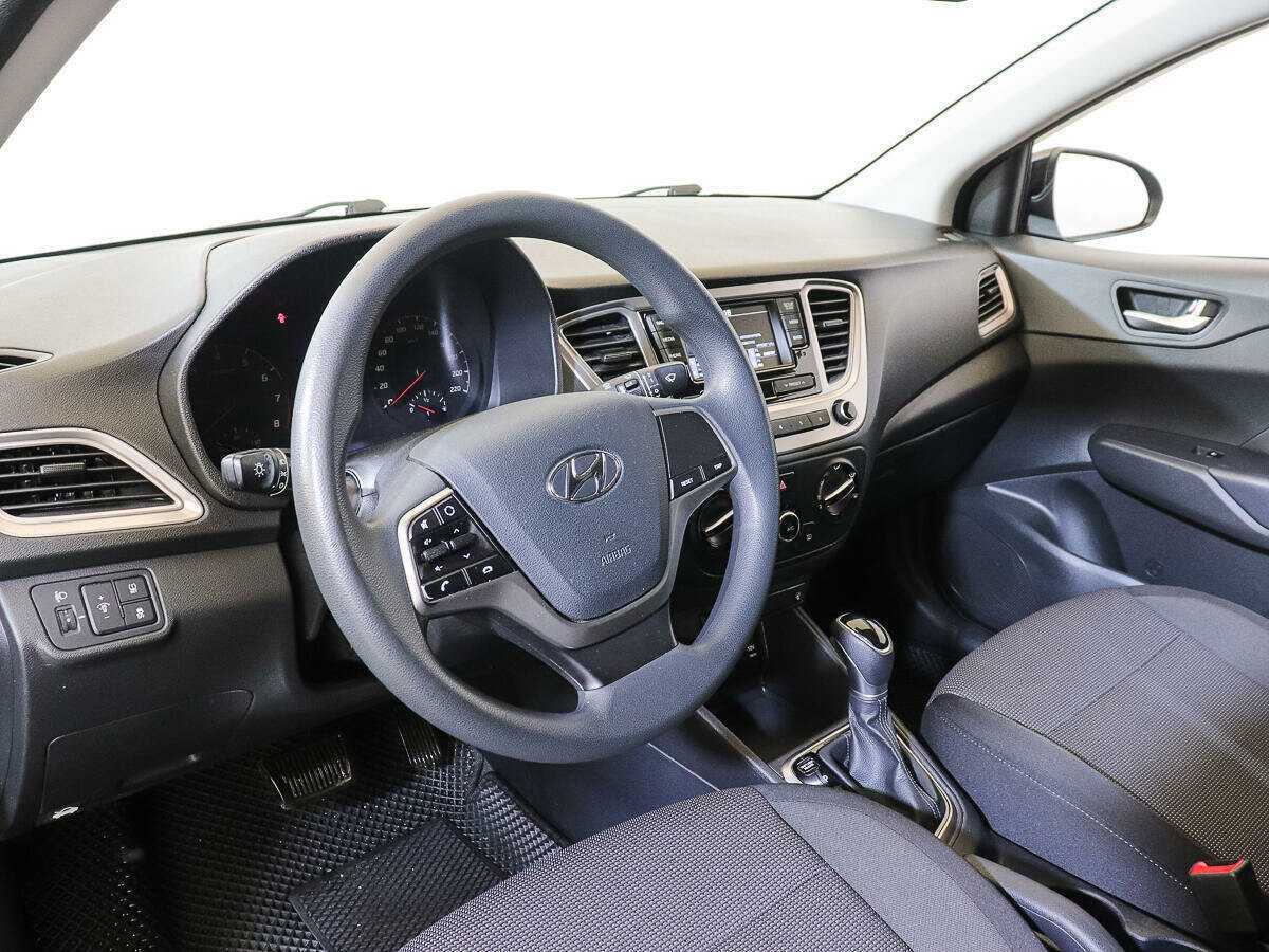 Hyundai Solaris б/у, 2021, Автоматическая. Фото: #11