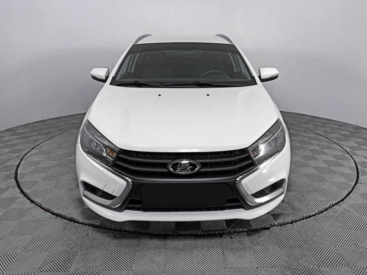 Lada (ВАЗ) Vesta б/у, 2021, Механическая. Фото: #1