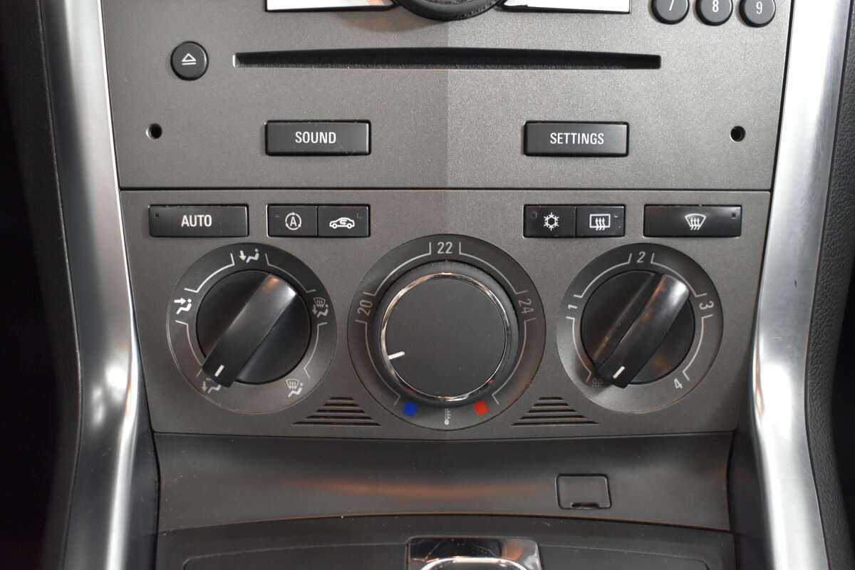 Opel Antara б/у, 2013, Автоматическая. Фото: #14