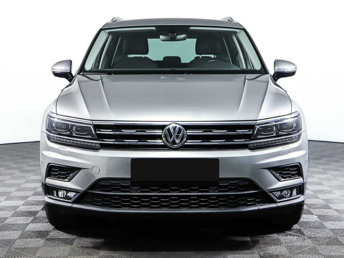 Volkswagen Tiguan б/у, 2018, Роботизированная. Фото: #1