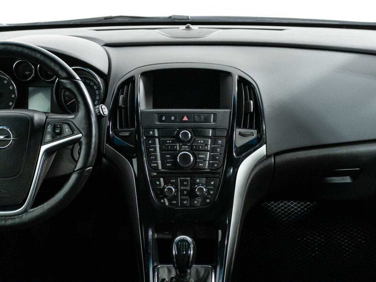Opel Astra б/у, 2015, Механическая. Фото: #13