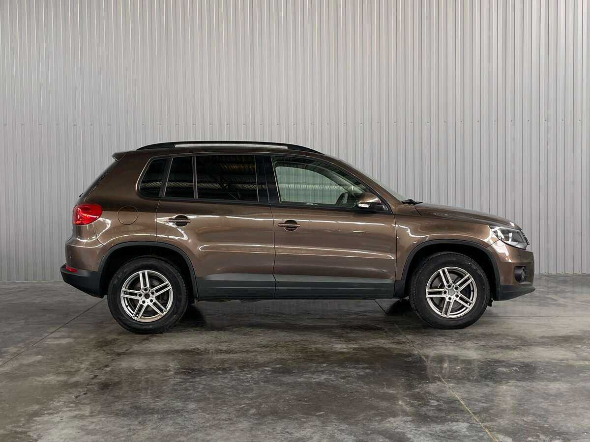 Volkswagen Tiguan б/у, 2014, Роботизированная. Фото: #3