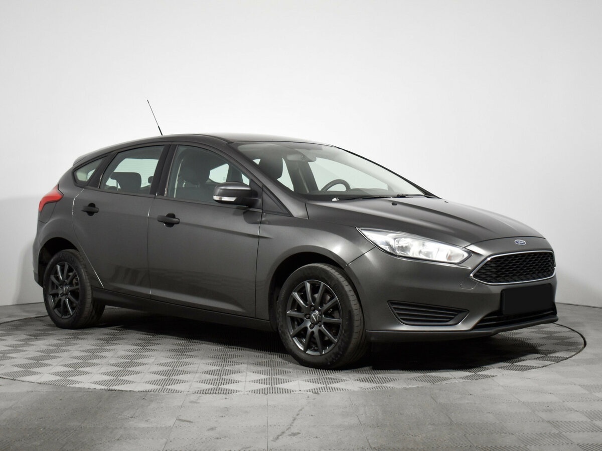 Ford Focus б/у, 2016, Механическая. Фото: #2