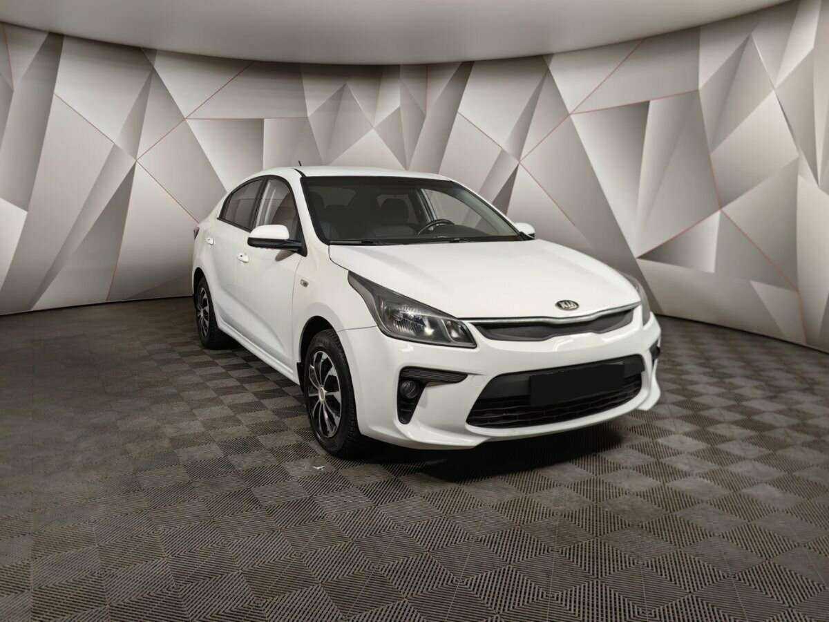 Kia Rio б/у, 2017, Автоматическая. Фото: #2