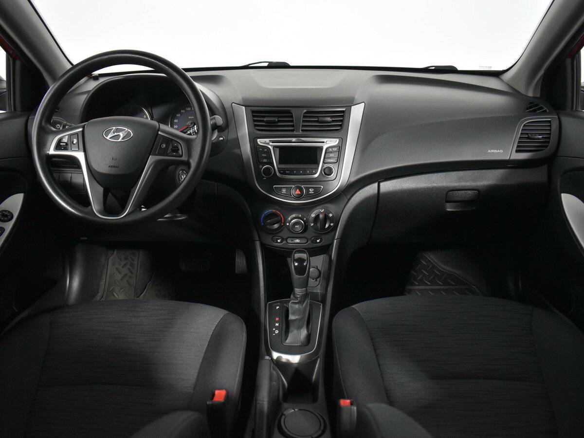 Hyundai Solaris б/у, 2014, Автоматическая. Фото: #10