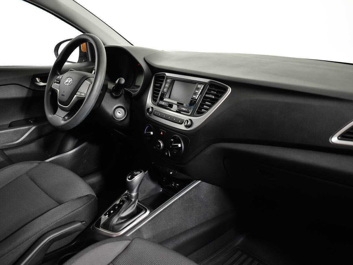 Hyundai Solaris б/у, 2017, Автоматическая. Фото: #6