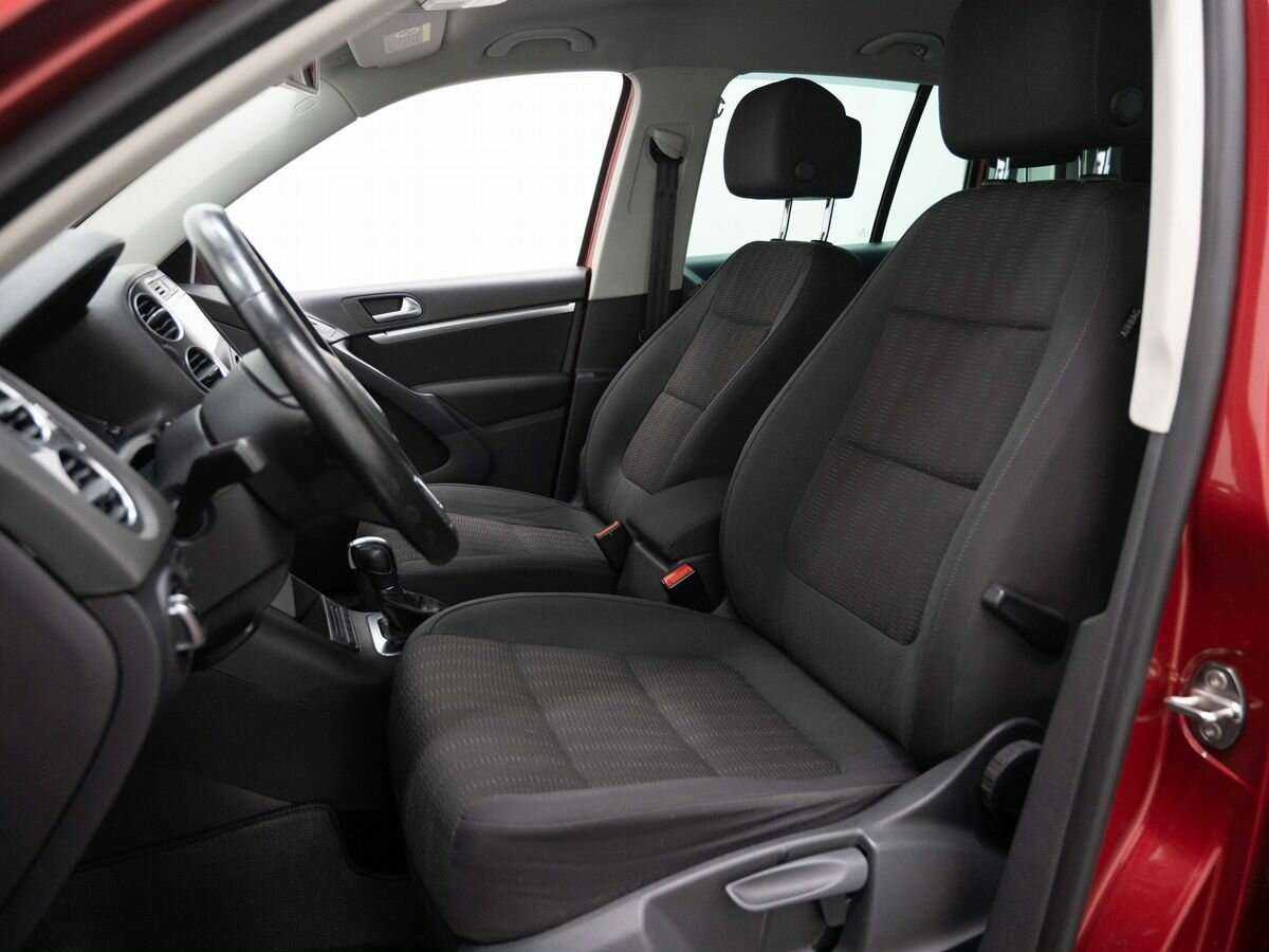 Volkswagen Tiguan б/у, 2012, Автоматическая. Фото: #7