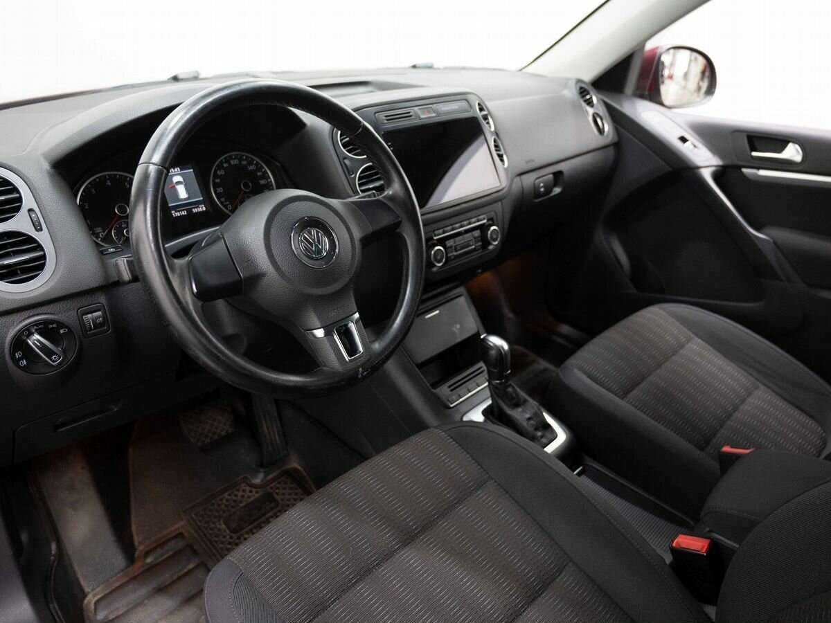 Volkswagen Tiguan б/у, 2012, Автоматическая. Фото: #6