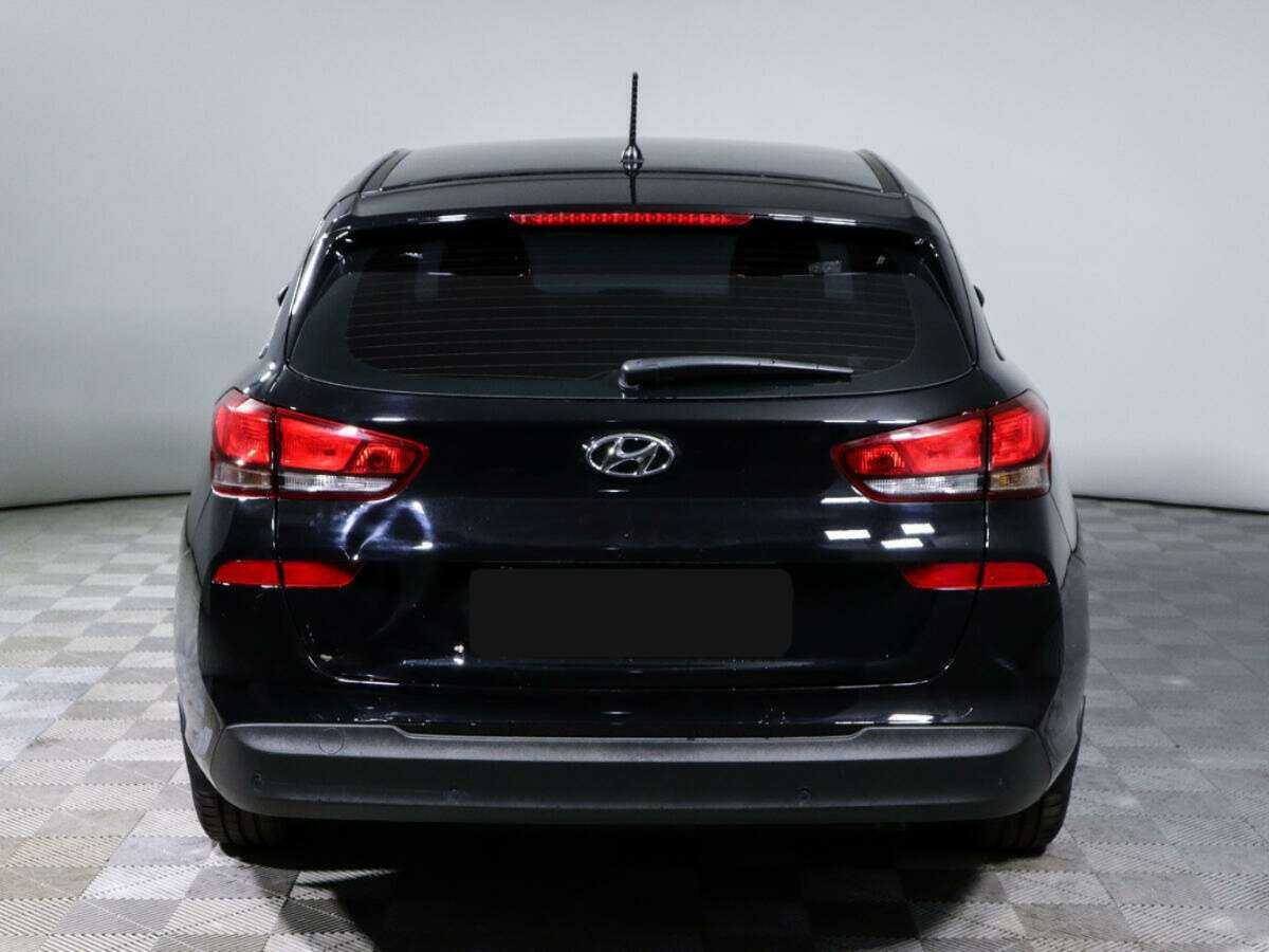 Hyundai i30 б/у, 2022, Автоматическая. Фото: #4